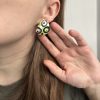 Трикутні сережки-цвяшки «Конфеті» Лаймові
